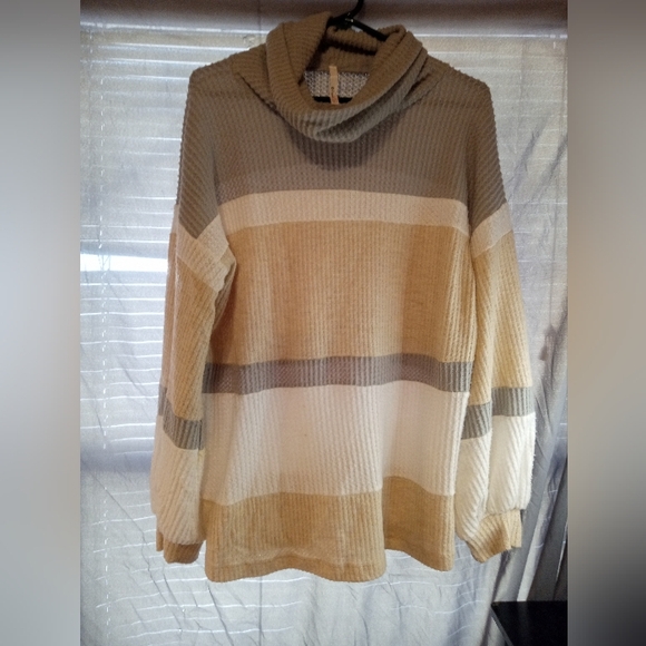 easel Sweaters - Easel Chunky Striped Cowl Neck Sweater - Beige and Gray